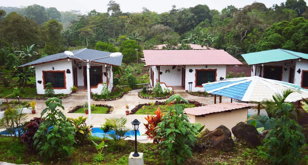 Piedras Blancas Lodge Пуерто-Айора Екстер'єр фото