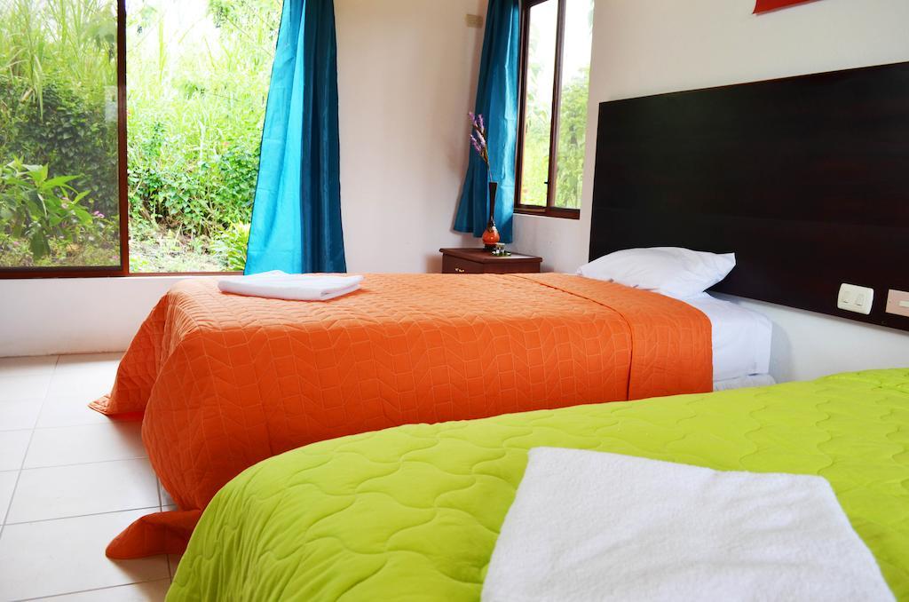 Piedras Blancas Lodge Пуерто-Айора Номер фото