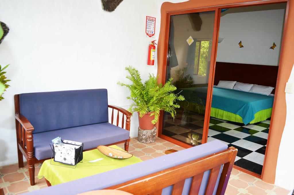Piedras Blancas Lodge Пуерто-Айора Номер фото