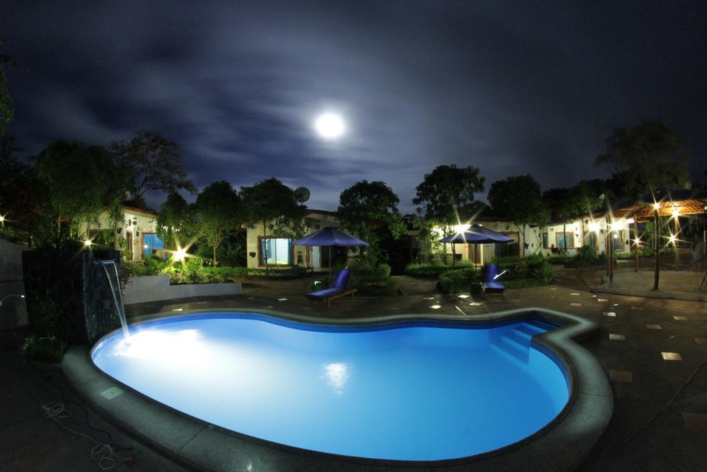 Piedras Blancas Lodge Пуерто-Айора Екстер'єр фото